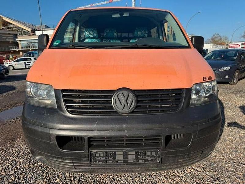 Gebraucht VW Caravelle 131 PS (96 kW) 2008 Orange