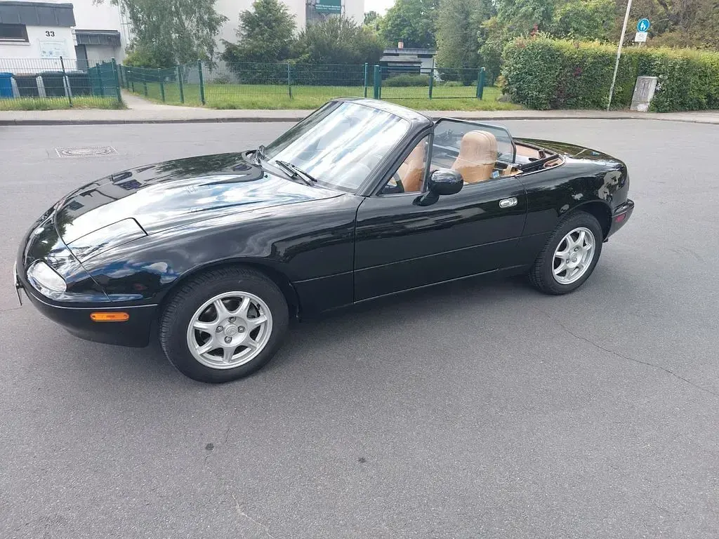 Gebraucht Mazda MX5 131 PS (96 kW) 1995 Schwarz Cabrio