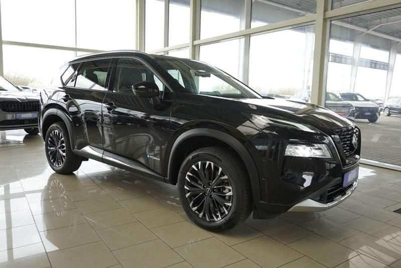 Diamond black Neu 2024 Nissan X-Trail Tekna SUV | 39.810 € - Bild 1/4