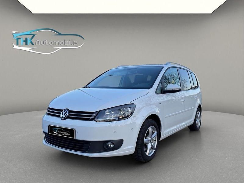 Gebraucht VW Touran Cup 140 PS (102 kW) 2014 Weiß Van / Kleinbus