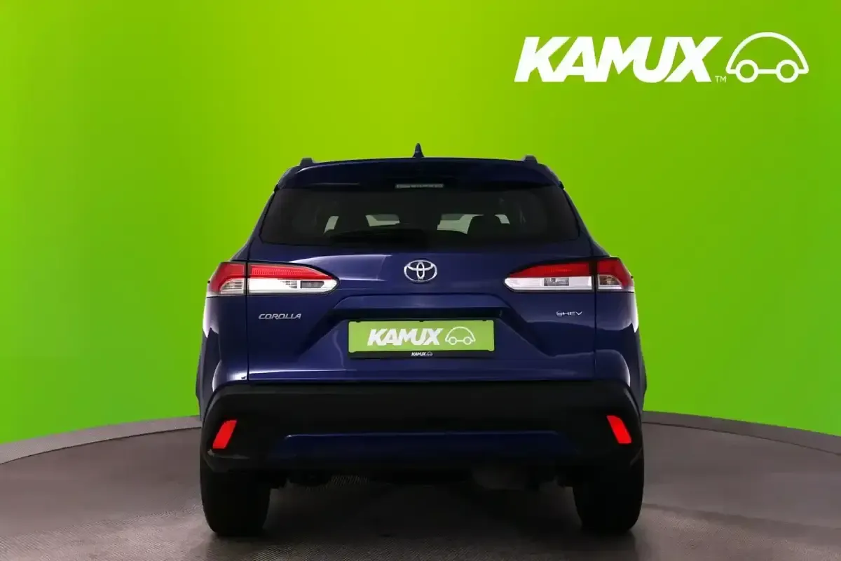 Gebraucht Toyota Corolla Cross Comfort 140 PS (102 kW) 2024 Blau SUV