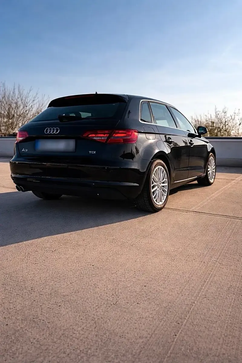 Gebraucht Audi A3 150 PS (110 kW) 2015 Schwarz Limousine