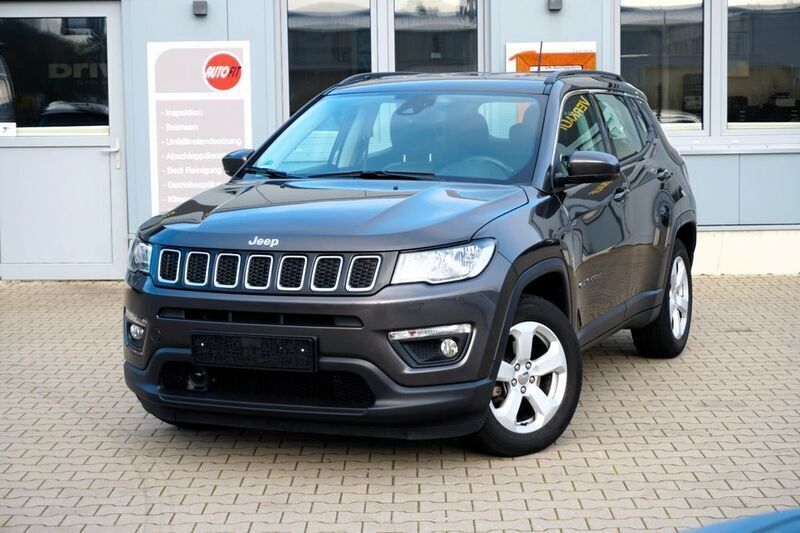 Grau Gebraucht 2019 Jeep Compass Longitude SUV | 17.489 € (Fairer Preis) - Bild 1/4