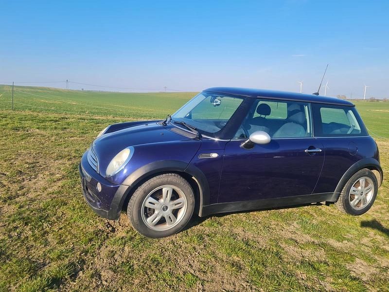 Gebraucht Mini Cooper 90 PS (66 kW) 2005 Violet Kleinwagen