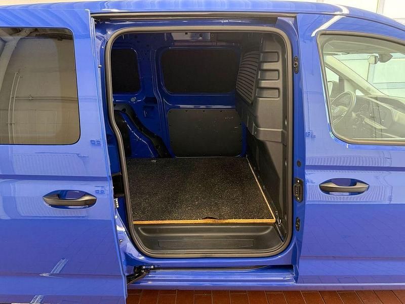 Gebraucht VW Caddy Maxi 122 PS (89 kW) 2022 Blau Van / Kleinbus