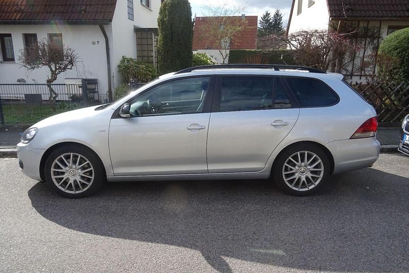 Gebraucht VW Golf VII Match 140 PS (102 kW) 2013 Kombi