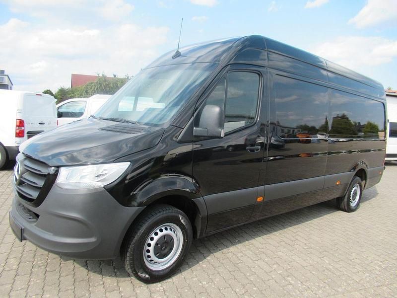 Schwarz Gebraucht 2021 Mercedes Sprinter Van | 24.500 € (Guter Preis) - Bild 1/4