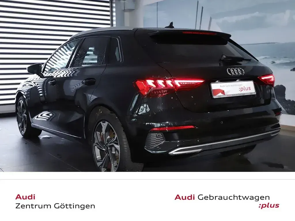 Gebraucht Audi A3 Advanced Plus 204 PS (150 kW) 2024 Schwarz Limousine