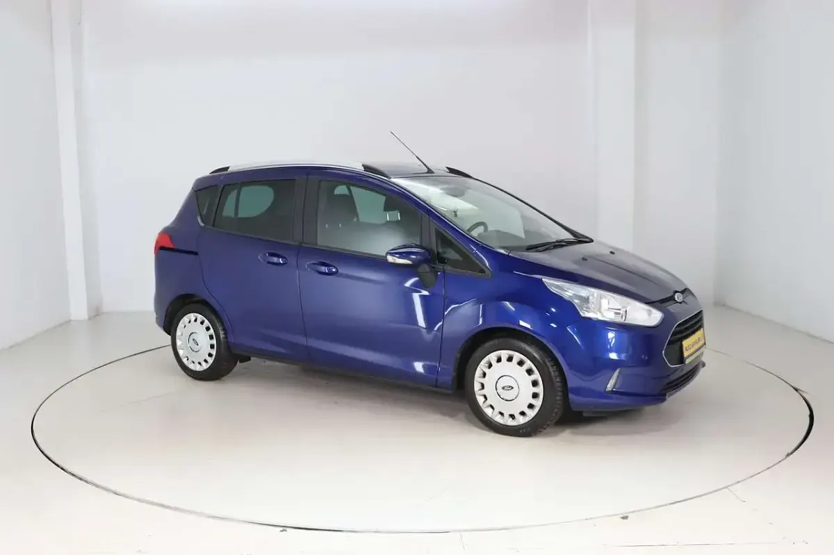 Gebraucht Ford B-MAX SYNC Edition 101 PS (74 kW) 2017 Indicblau metallic Van / Kleinbus