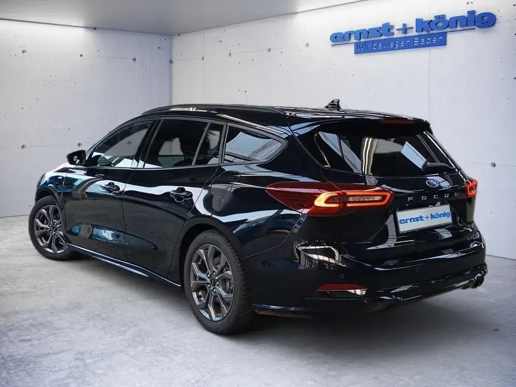 Gebraucht Ford Focus ST-Line 155 PS (114 kW) 2024 Schwarz Limousine