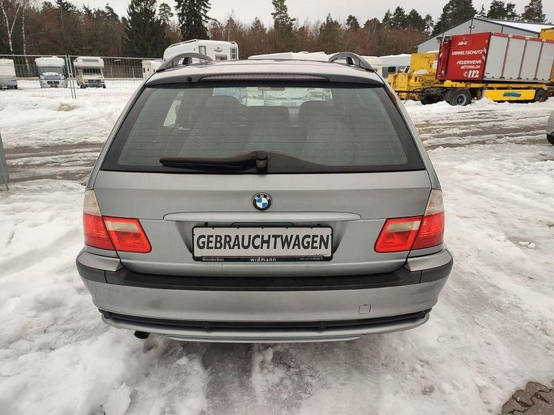 Gebraucht BMW 316 Sport Line 116 PS (85 kW) 2004 Grau Kombi