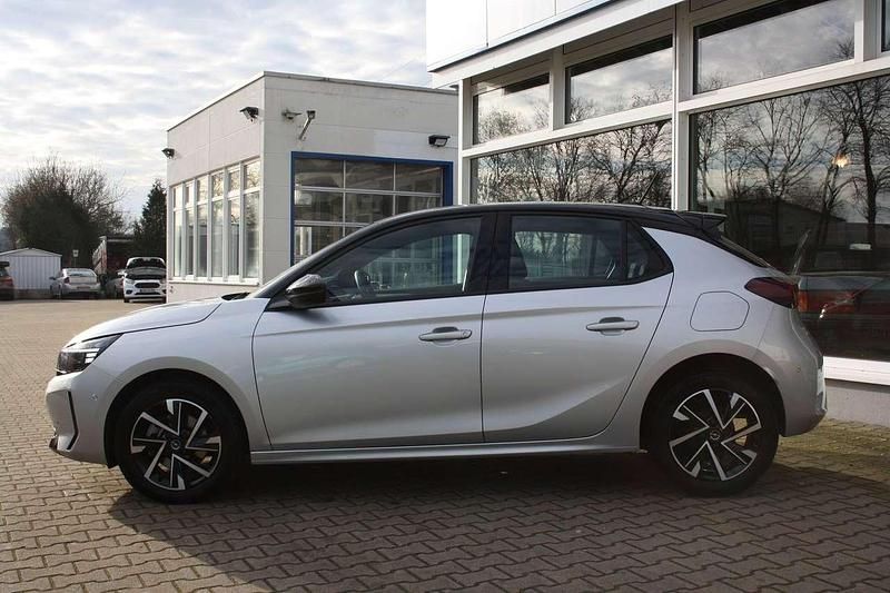 Gebraucht Opel Corsa 101 PS (74 kW) 2025 Kristall silber dach schwarz Kleinwagen