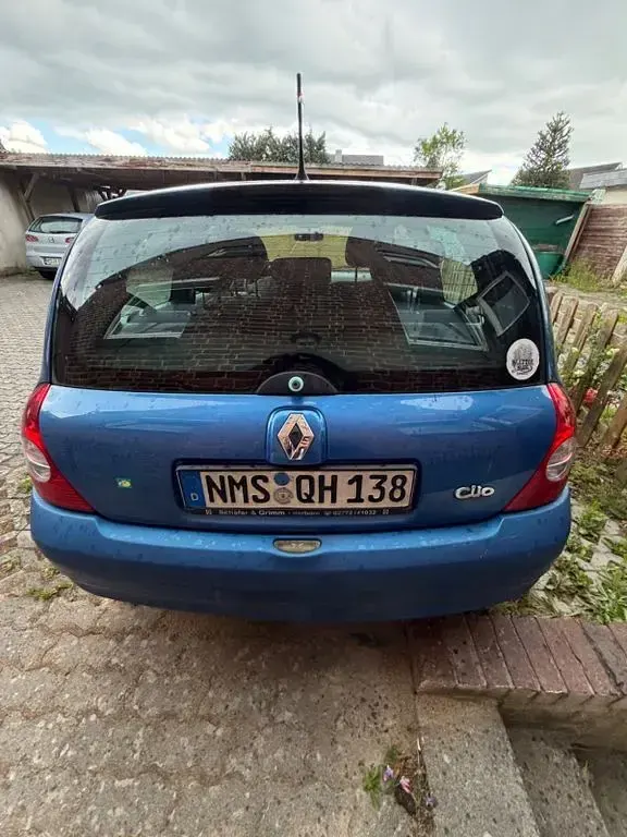 Gebraucht Renault Clio II Authentique 75 PS (55 kW) 2005 Blau Limousine