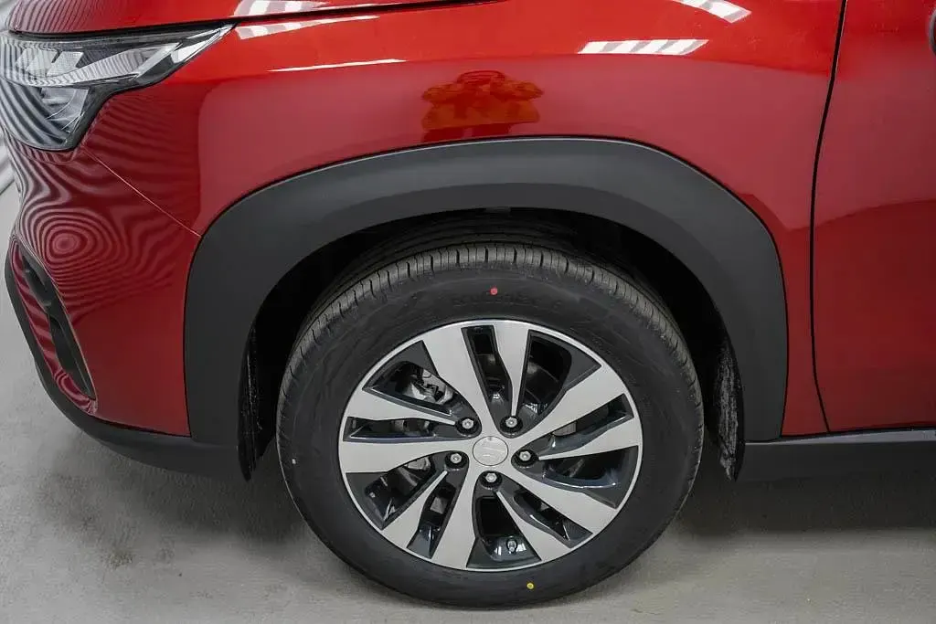 Gebraucht Suzuki SX4 S-Cross Comfort+ 129 PS (94 kW) 2024 Energetic rot metallic (zq5) SUV
