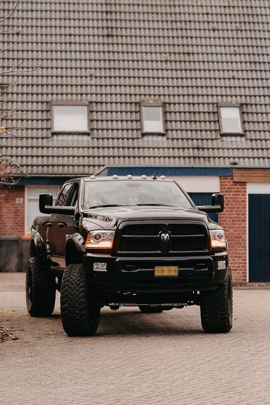 Gebraucht Dodge Ram 440 PS (323 kW) 2017 Pickup