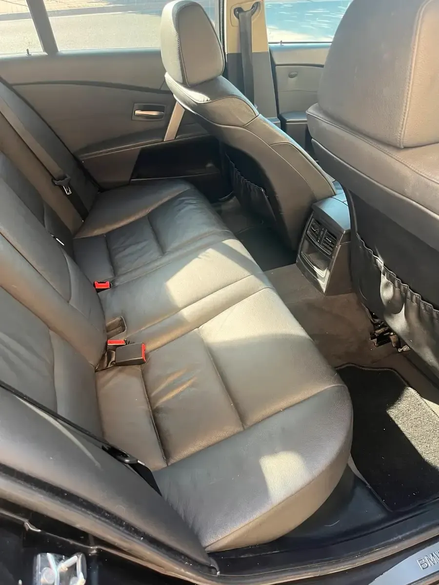 Gebraucht BMW 523 180 PS (132 kW) 2005 Schwarz Limousine