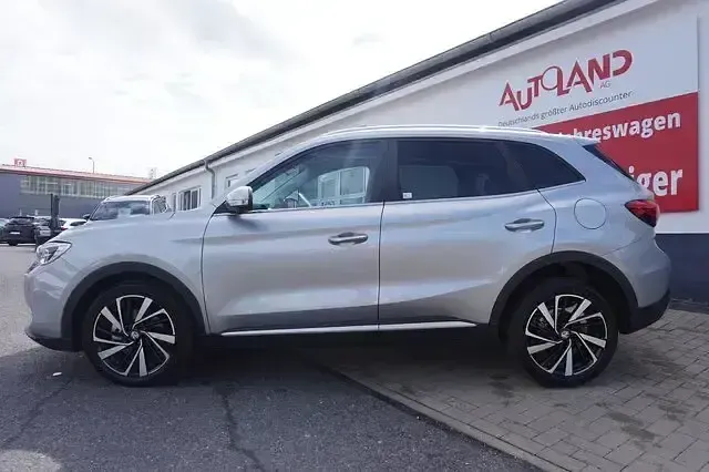 Neu MG ZS Luxury 197 PS (144 kW) 2026 Silber SUV