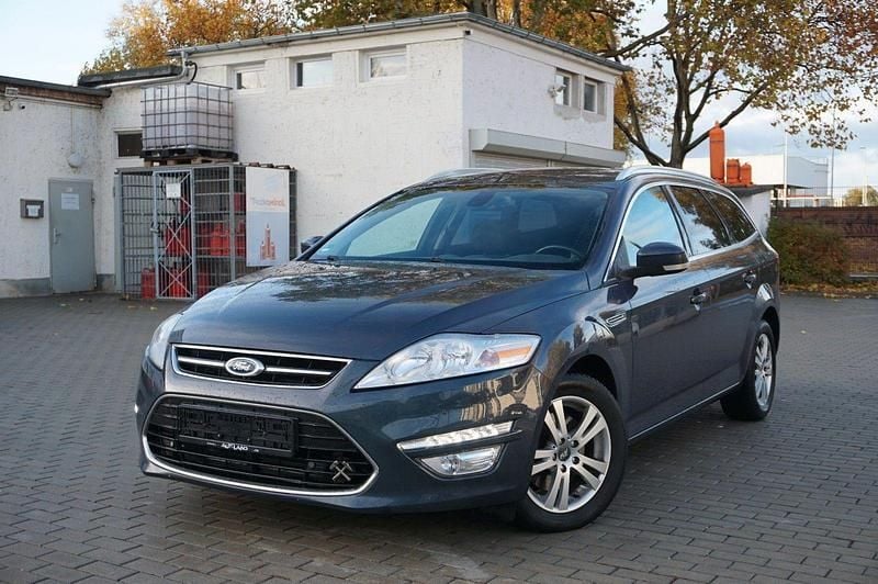 Grau Gebraucht 2013 Ford Mondeo Business Edition Kombi | 4.700 € (Fairer Preis) - Bild 1/4