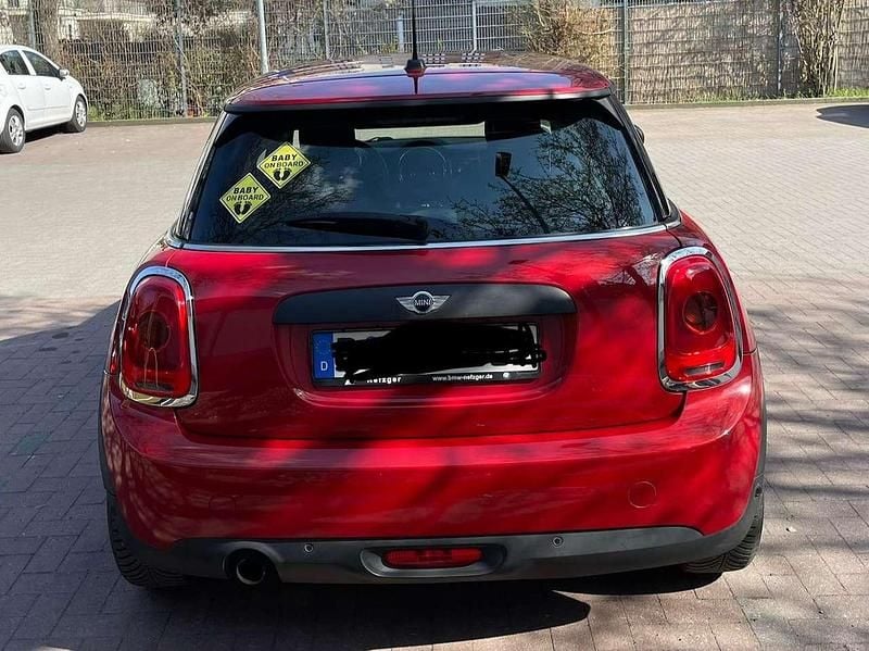 Usata Mini ONE 102 CV (75 kW) 2015 Rosso Utilitaria