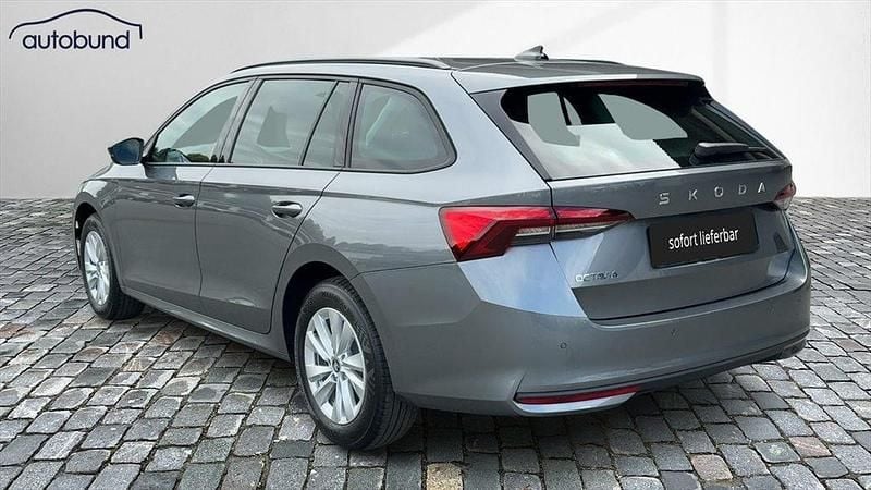 Grau Neu 2025 Skoda Octavia Selection Kombi | 31.720 € (Guter Preis) - Bild 1/2