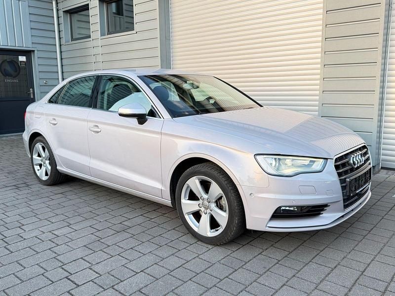 Gebraucht Audi A3 Sport 179 PS (131 kW) 2014 Grau Kleinwagen