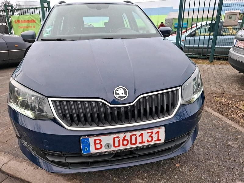 Gebraucht Skoda Fabia 90 PS (66 kW) 2015 Blau Kombi