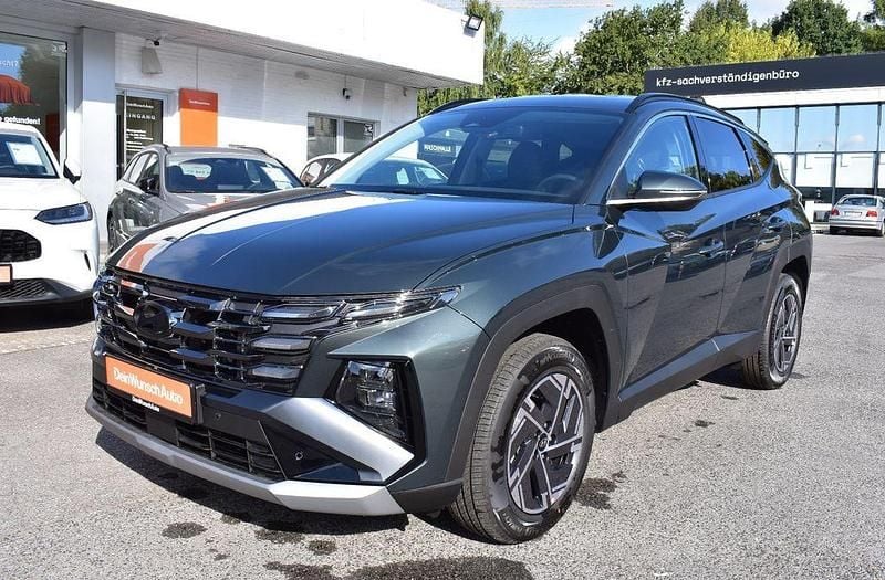 Neu Hyundai Tucson 215 PS (158 kW) 2025 Grün SUV