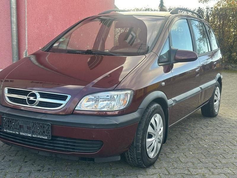 Rot Gebraucht 2003 Opel Zafira Van / Kleinbus | 1.199 € (Guter Preis) - Bild 1/4