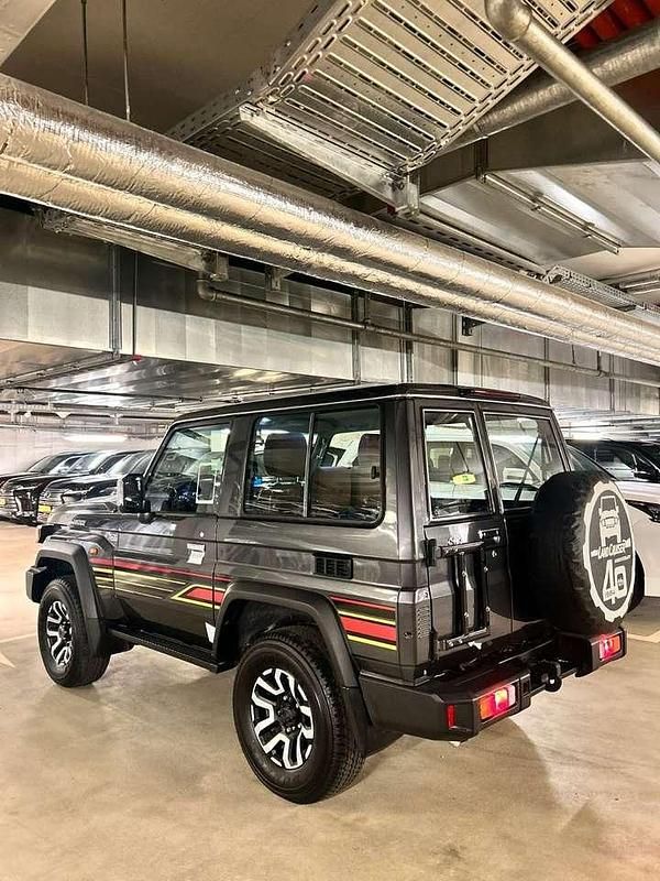 Neu Toyota Land Cruiser 228 PS (167 kW) 2026 Grey metal SUV