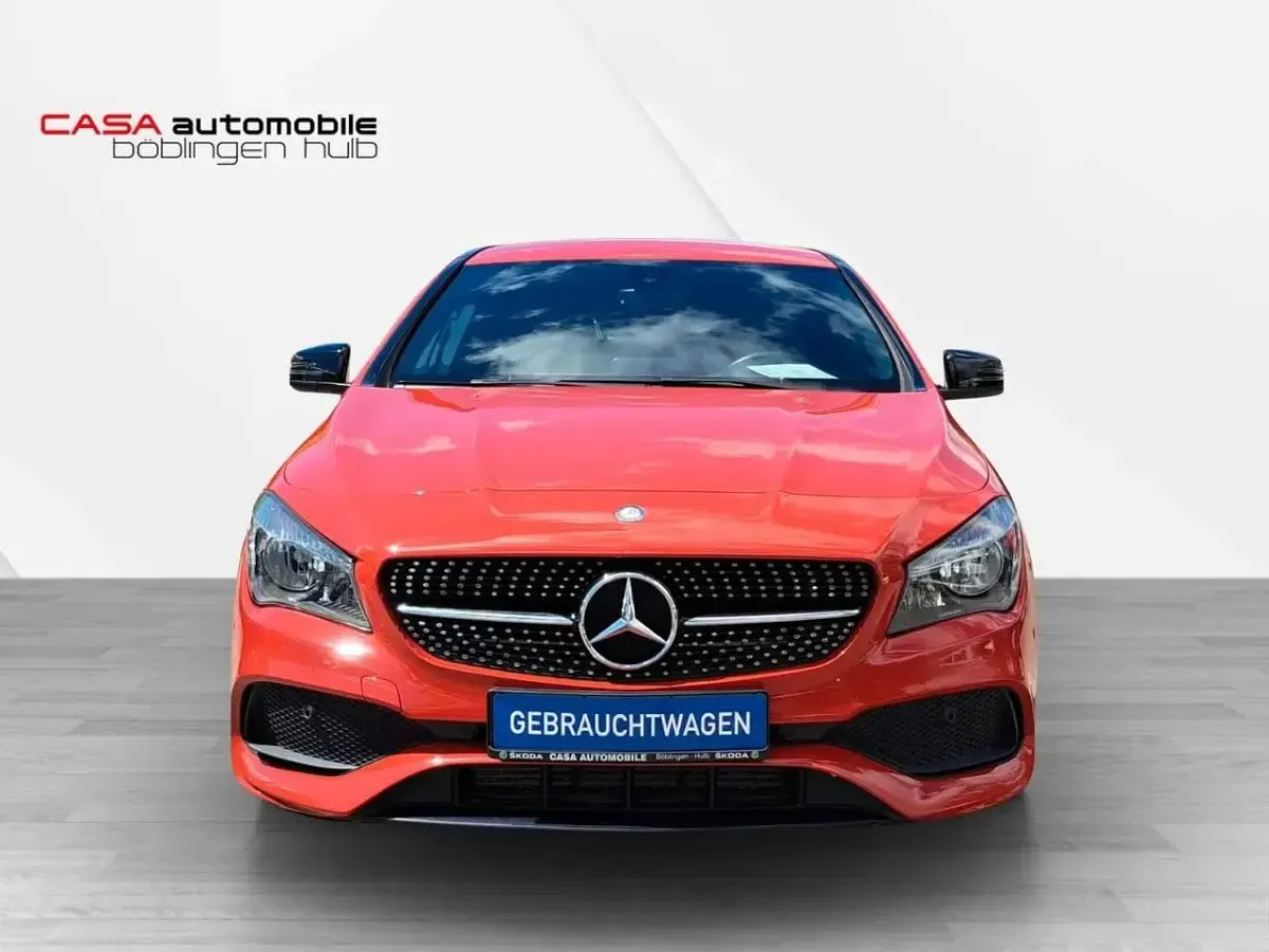 Gebraucht Mercedes CLA200 156 PS (114 kW) 2017 Jupiterrot uni Kombi