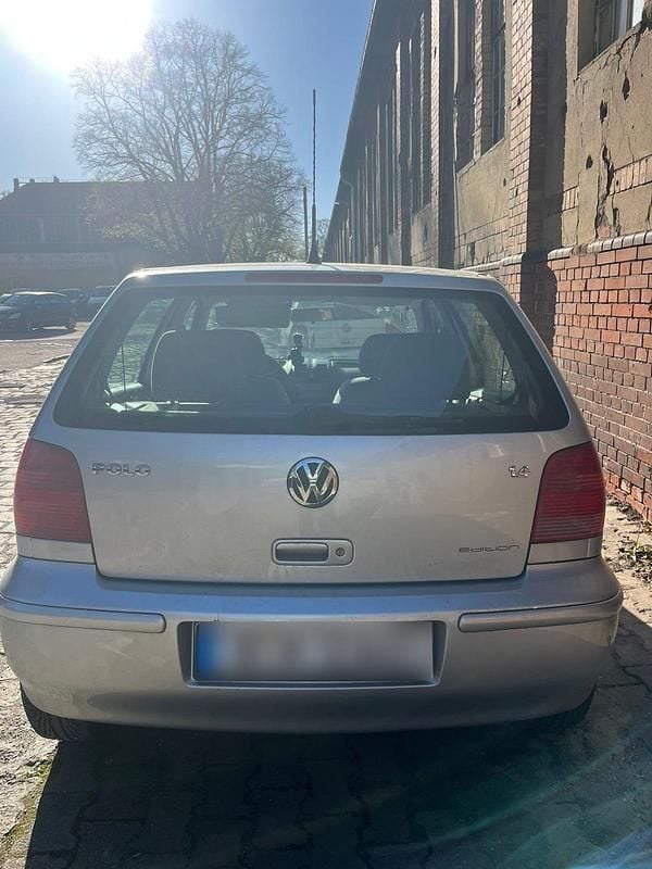 Gebraucht VW Polo Edition 75 PS (55 kW) 2001 Silber Kleinwagen