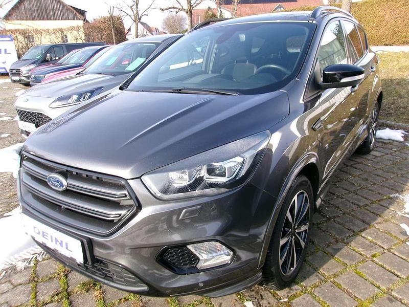Gebraucht Ford Kuga ST-Line 150 PS (110 kW) 2019 Magneticgrau (metallic) SUV