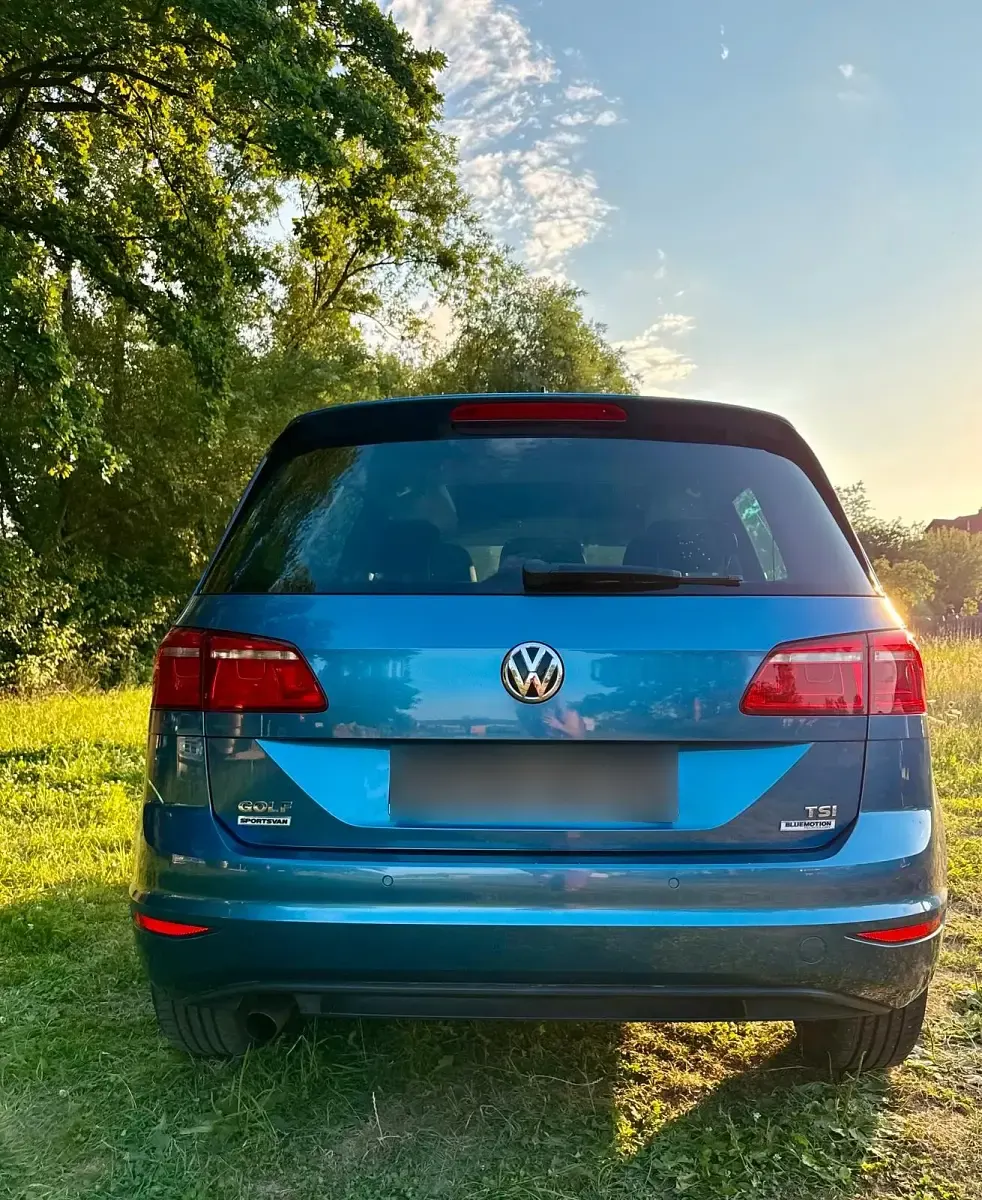 Gebraucht VW Golf VII Allstar 110 PS (80 kW) 2016 Blau Limousine