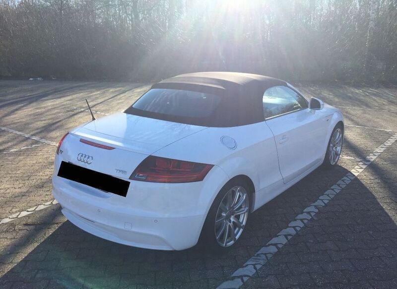 Weiß Gebraucht 2010 Audi TT Roadster S-Line Cabrio | 14.800 € (Fairer Preis) - Bild 1/4