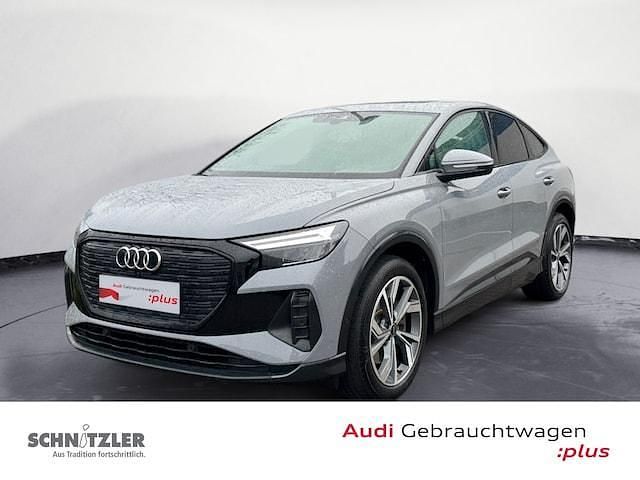 Kieselgrau Gebraucht 2022 Audi Q4 Sportback e-tron Ambiente SUV | 30.980 € (Fairer Preis) - Bild 1/4