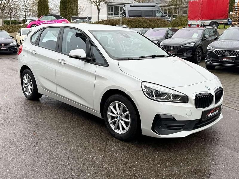 Gebraucht BMW 218 Advantage 136 PS (100 kW) 2021 Mineralweiss Van / Kleinbus