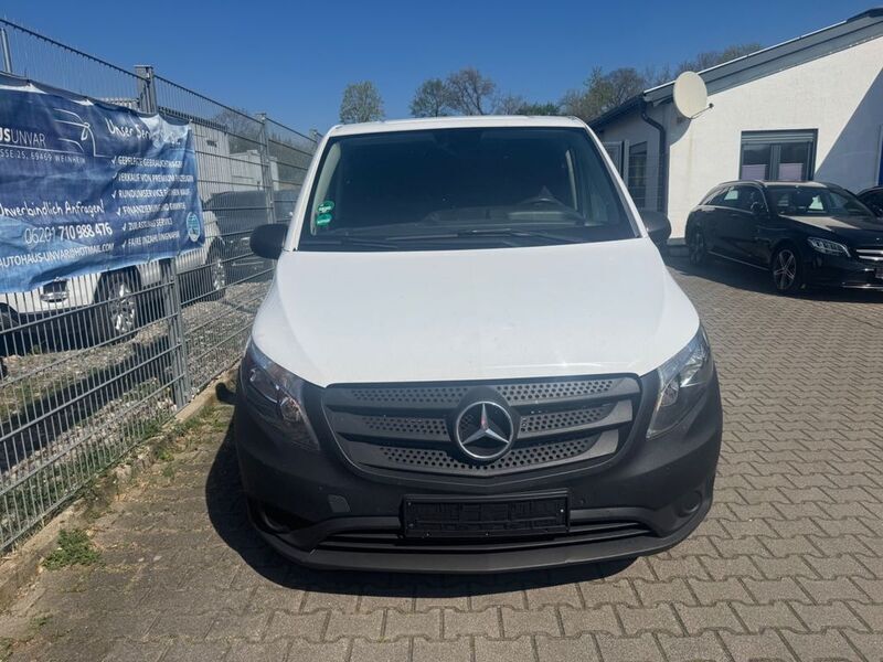 Gebraucht Mercedes Vito 114 PS (83 kW) 2018 Weiß Van
