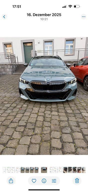 Gebraucht 2024 BMW 540 Comfort Edition Kombi | 62.900 € (Fairer Preis) - Bild 1/4