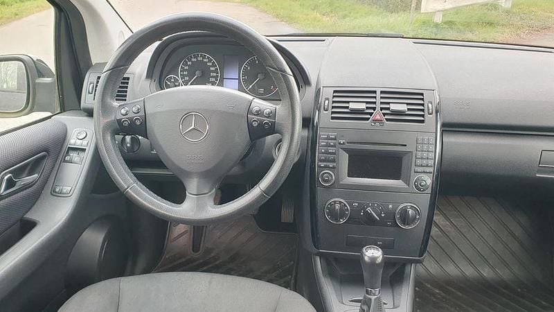 Gebraucht Mercedes A150 95 PS (69 kW) 2009 Schwarz Limousine