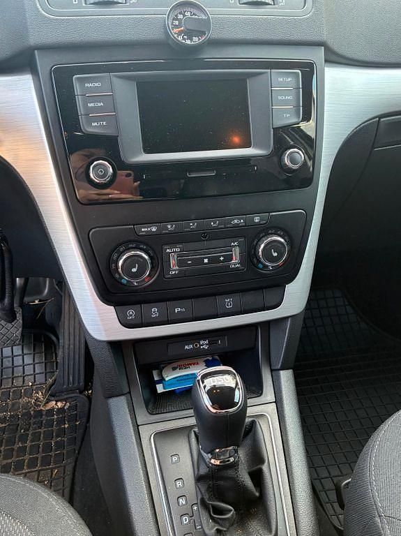 Gebraucht Skoda Yeti 125 PS (91 kW) 2015 Braun SUV