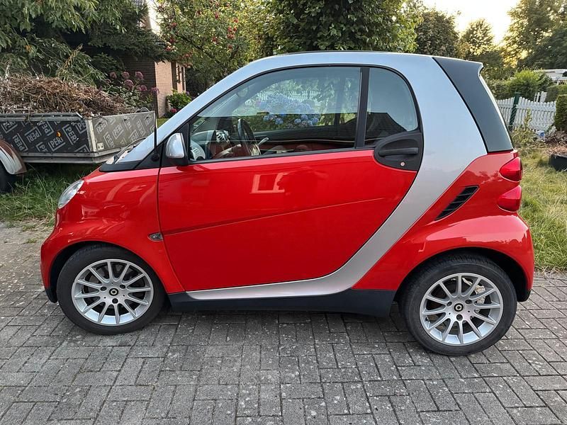 Rot Gebraucht 2007 Smart ForTwo Coupé Kleinwagen | 3.500 € (Fairer Preis) - Bild 1/4