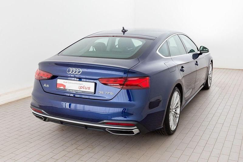 Gebraucht Audi A5 Sportback Advanced Plus 150 PS (110 kW) 2022 Navarrablau metallic Kleinwagen