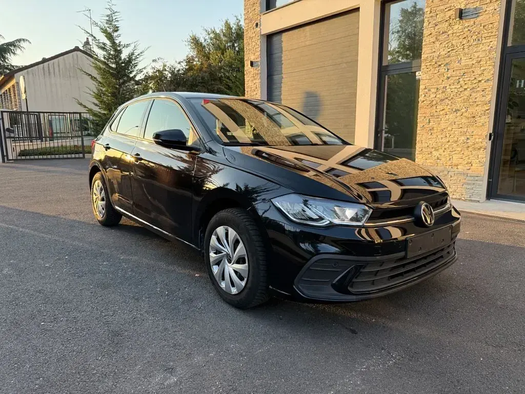 Gebraucht VW Polo Life 95 PS (69 kW) 2023 Schwarz Kleinwagen