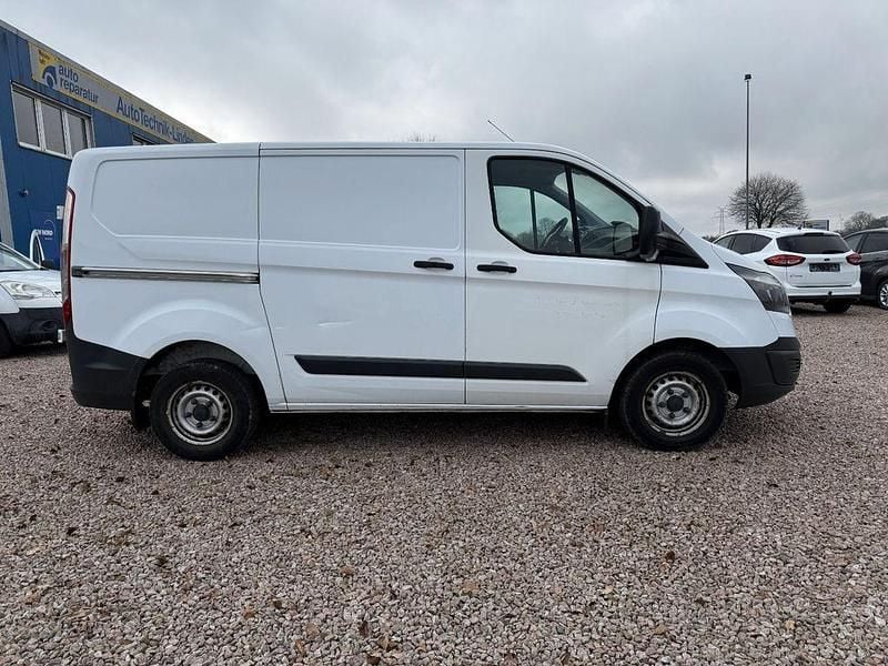 Gebraucht Ford Transit Custom 101 PS (74 kW) 2015 Weiß Van / Kleinbus