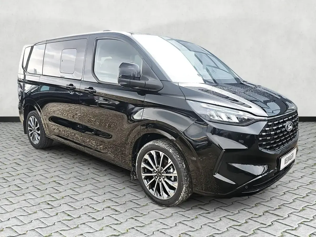 Neu Ford Tourneo Custom Titanium X 2026 Agate black metallic Van
