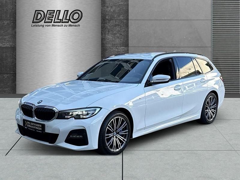 Alpinweiss iii Gebraucht 2020 BMW 330 M Sport Kombi | 34.850 € (Fairer Preis) - Bild 1/4