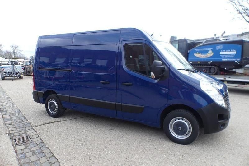 Gebraucht Opel Movano 125 PS (91 kW) 2015 Blau Van / Kleinbus