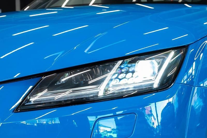 Gebraucht Audi TT Roadster Competition 245 PS (180 kW) 2022 Blau Cabrio