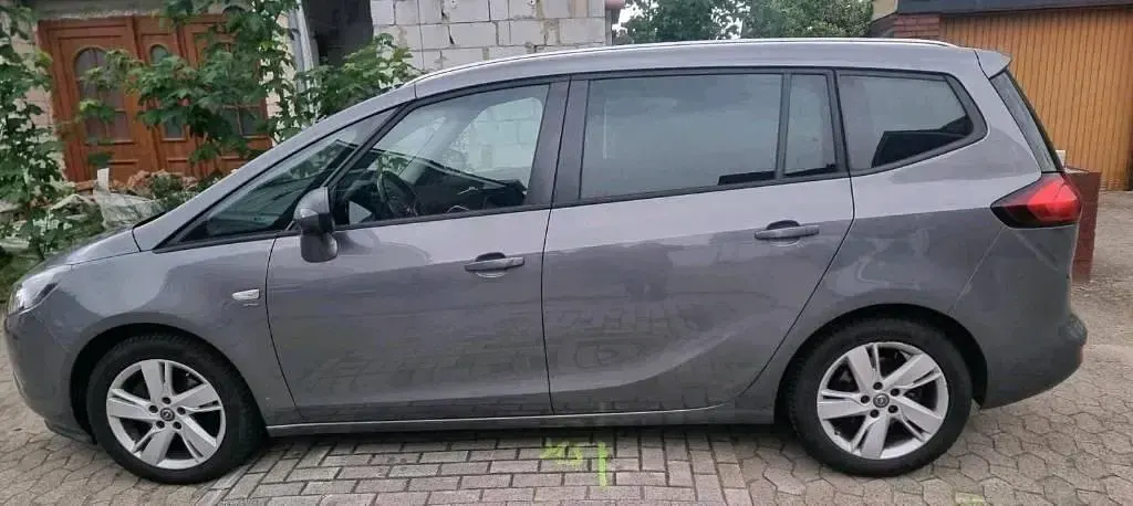 Gebraucht Opel Zafira 120 PS (88 kW) 2016 Grau Van / Kleinbus