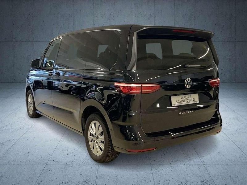 Używany VW T7 150 KM (110 kW) 2025 Czarny Van